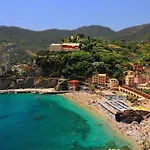 Antico Borgo 아파트