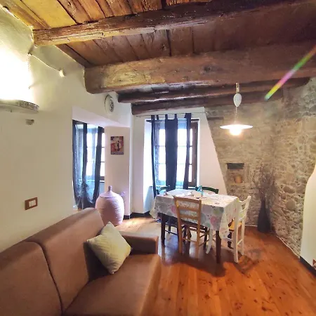 Antico Borgo *